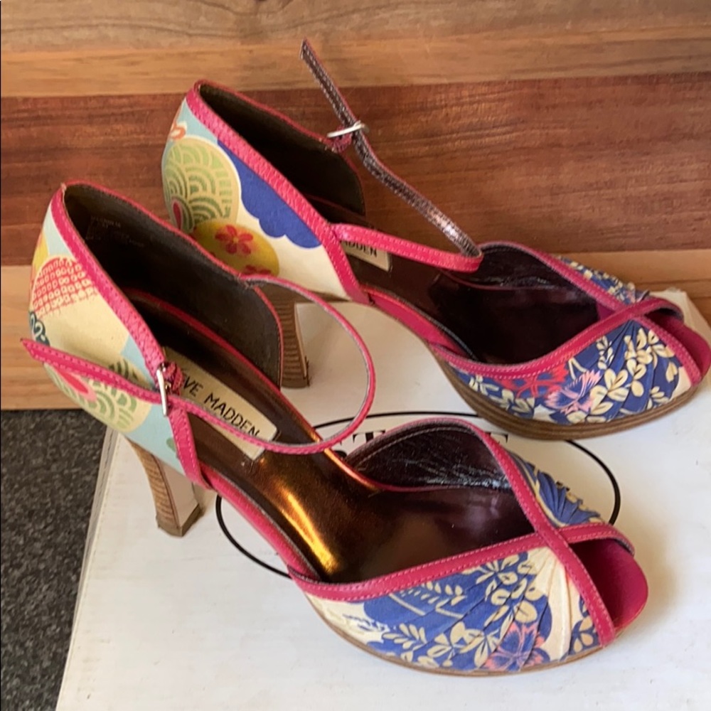 Steve Madden Magnolia peep-toe heels, 7.5